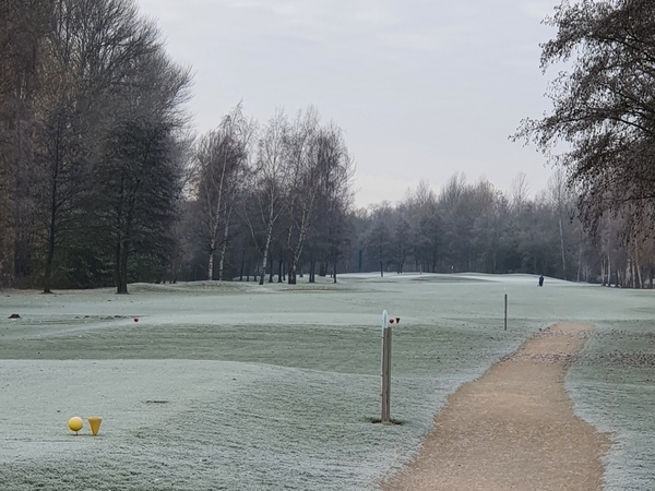 Titelbild Schonung der Spielbahnen (Fairway-Matten)