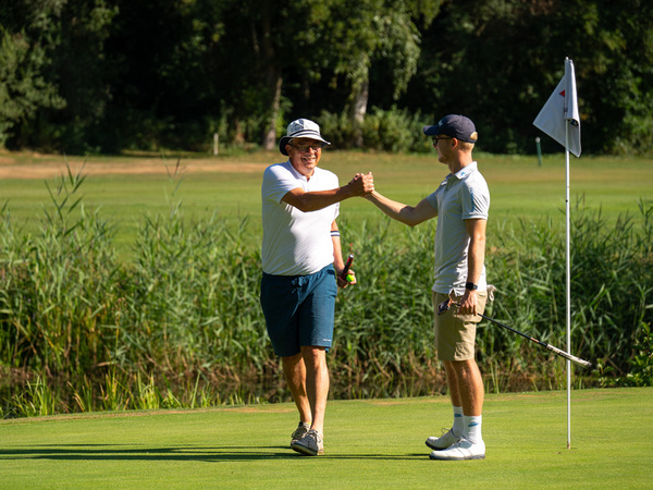 Titelbild Duschking Sponsorturnier: Ein Tag mit Top-Wetter, Top-Stimmung und Top-Ergebnissen