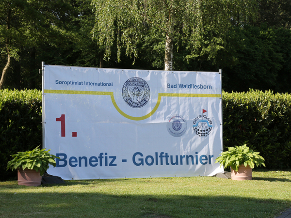 Titelbild Erstes Benefiz-Golfturnier der Soroptimisten Bad Waldliesborn im Golfclub Lippstadt war ein überwältigender Erfolg