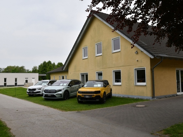 Titelbild Sponsorenturnier des Autohaus Regett begeistert mit spannendem Wettbewerb und attraktiven Sonderpreisen